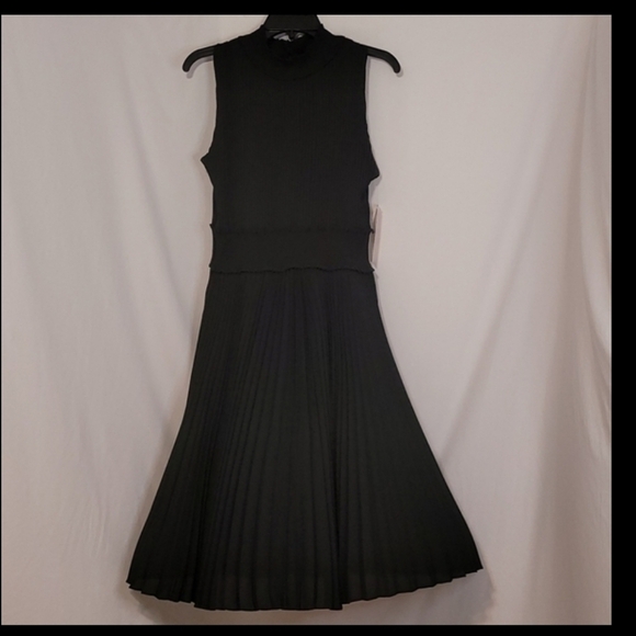 Nanette Lepore Black Halter Neck Pleated Skirt Midi Dress - Picture 10 of 12